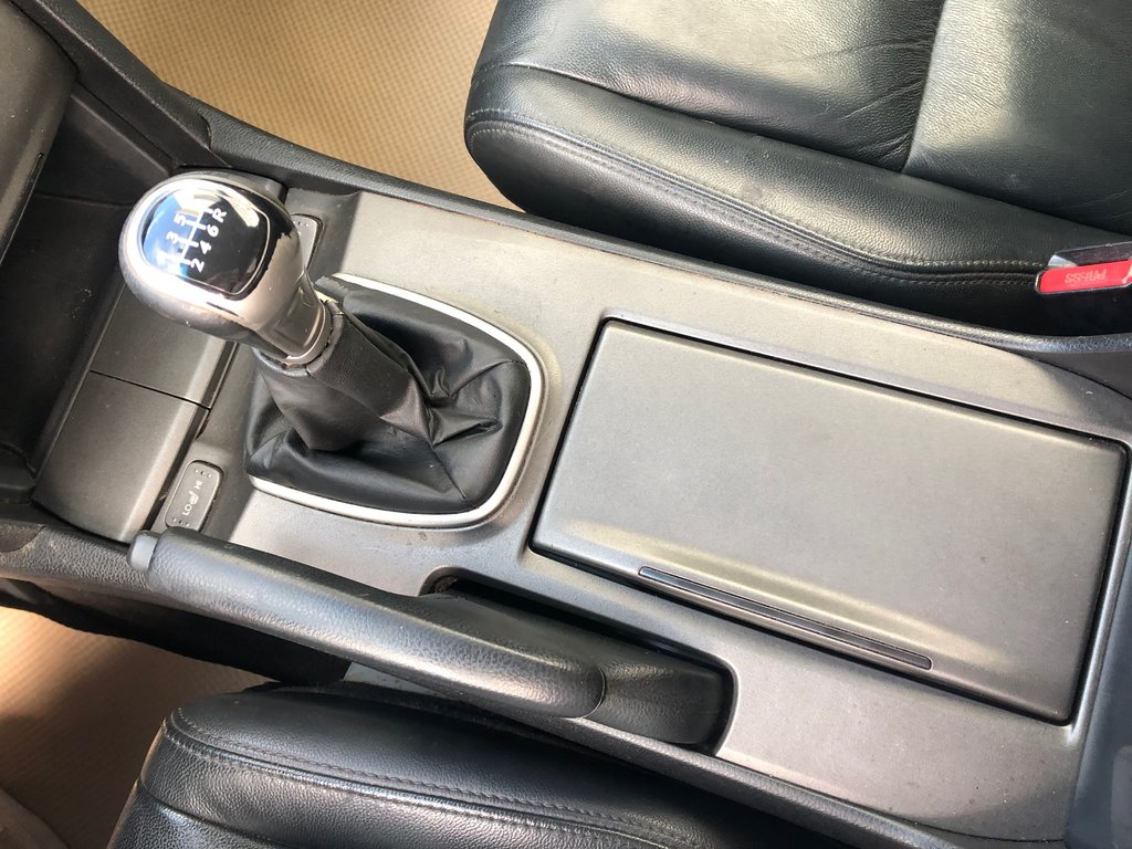 2010 Honda ACCORD EX-L EX-L - Manual, Sunroof, Leather Seats in COLDBROOK, Nova Scotia - 12 - w1024h768px