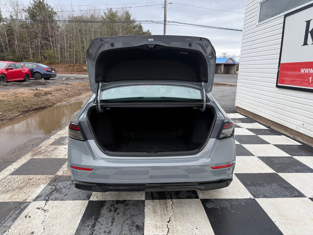 Honda ACCORD TOURING HYBRID Touring, keyless entry, backup camera, Bluetooth 2023 à Kentville, Nouvelle-Écosse - 16 - w1024h768px