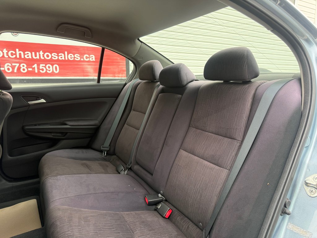 Honda ACCORD SE, keyless entry, backup camera, Bluetooth 2011 à COLDBROOK, Nouvelle-Écosse - 13 - w1024h768px