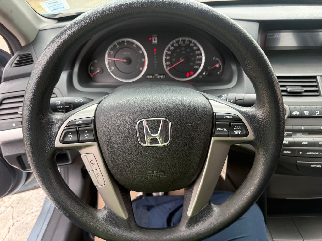 Honda ACCORD SE, keyless entry, backup camera, Bluetooth 2011 à COLDBROOK, Nouvelle-Écosse - 10 - w1024h768px