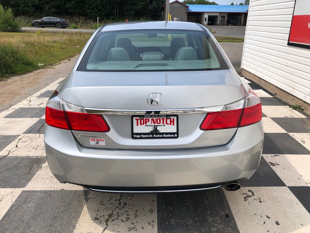 2014  Accord LX, cruise control, power seats, reverse camera in COLDBROOK, Nova Scotia - 5 - w1024h768px