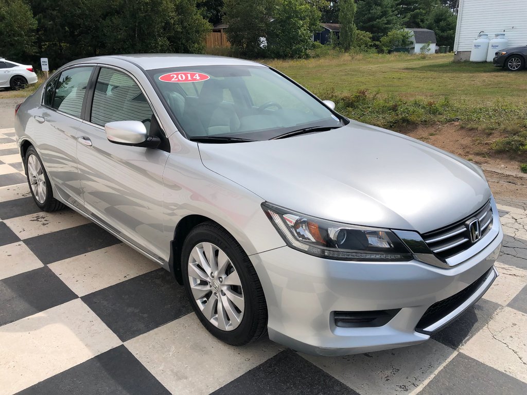 Accord LX, cruise control, power seats, reverse camera 2014 à COLDBROOK, Nouvelle-Écosse - 3 - w1024h768px