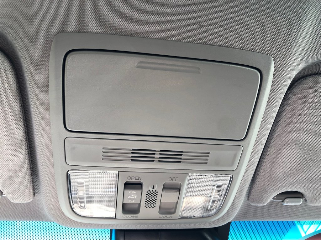 2015 Honda Accord EX-L - Reverse Camera, Power Seats, Sunroof in COLDBROOK, Nova Scotia - 17 - w1024h768px