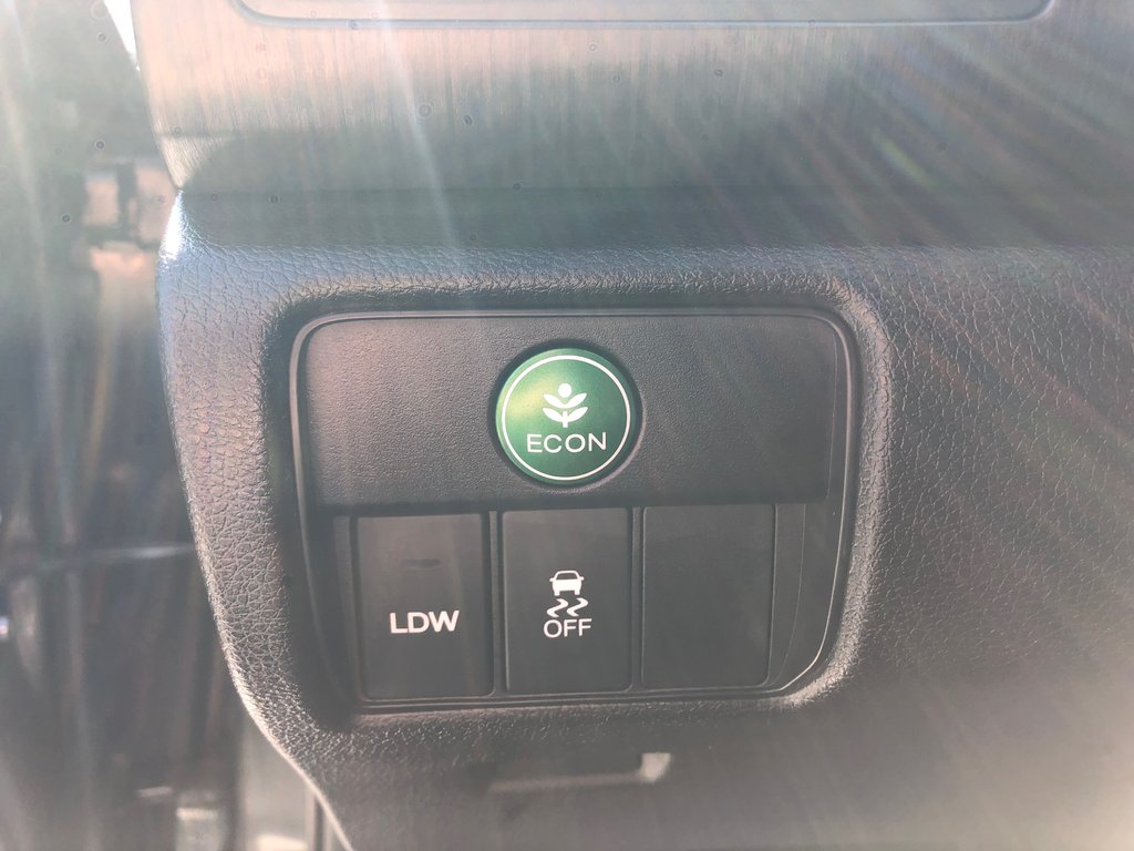 2015 Honda Accord EX-L - Reverse Camera, Power Seats, Sunroof in COLDBROOK, Nova Scotia - 9 - w1024h768px