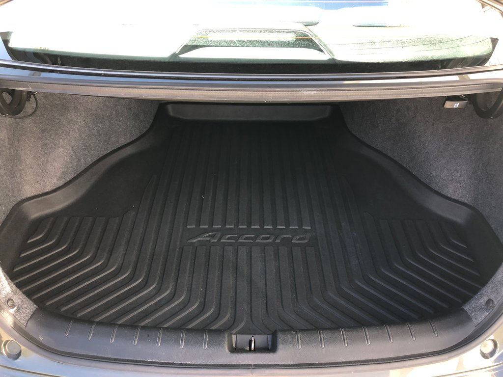 2015 Honda Accord EX-L - Reverse Camera, Power Seats, Sunroof in COLDBROOK, Nova Scotia - 23 - w1024h768px