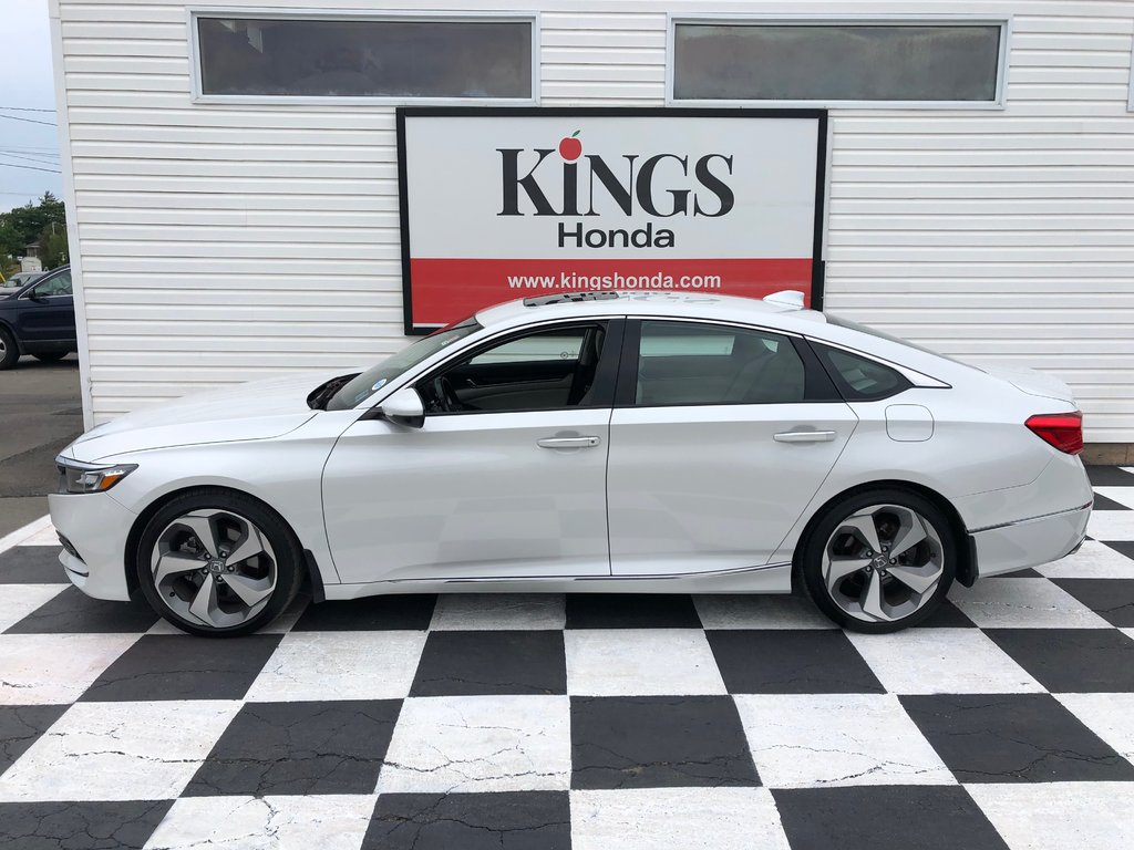 2019 Honda Accord Touring 2.0 - sunroof, power seats, reverse camera in COLDBROOK, Nova Scotia - 28 - w1024h768px