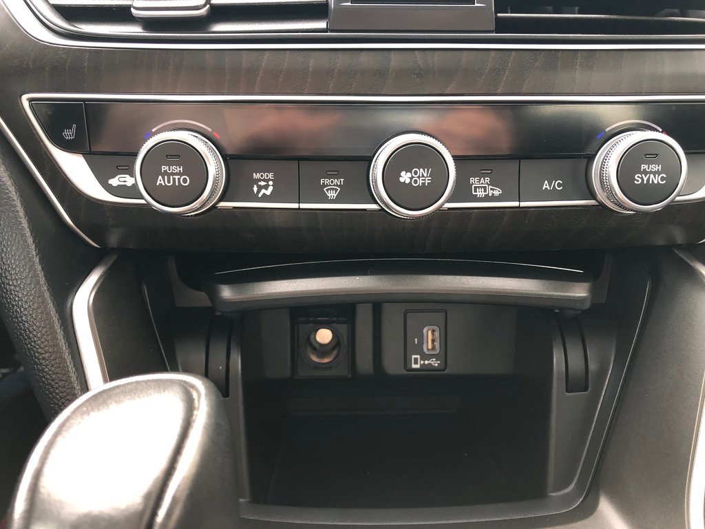 2019 Honda Accord EX-L - Sunroof, Reverse Camera, USB Plugs in COLDBROOK, Nova Scotia - 16 - w1024h768px