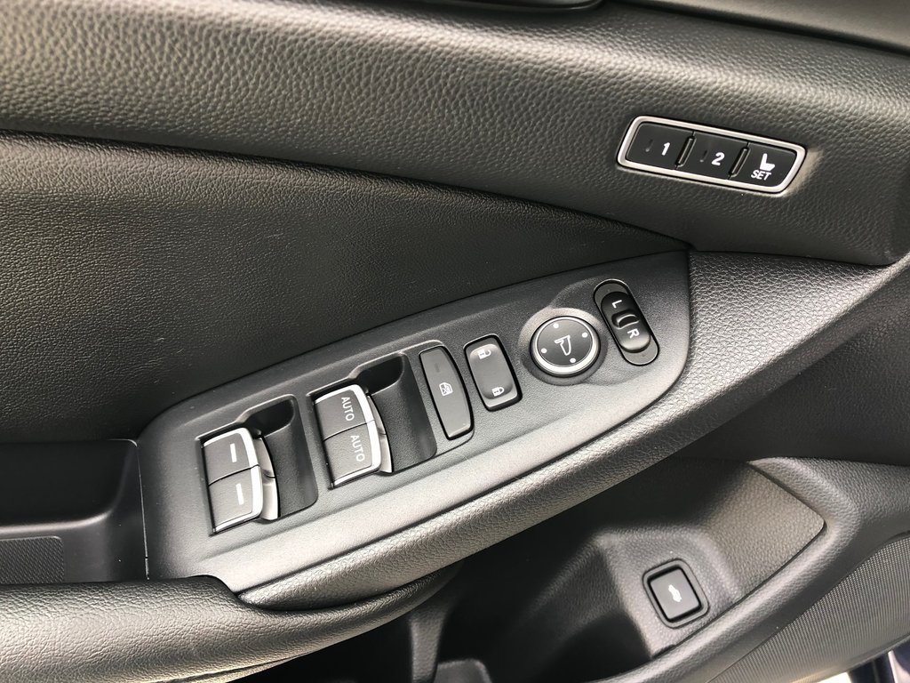 2019 Honda Accord EX-L - Sunroof, Reverse Camera, USB Plugs in COLDBROOK, Nova Scotia - 8 - w1024h768px