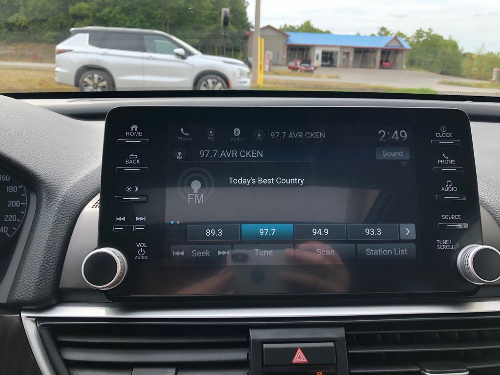 2019 Honda Accord EX-L - Sunroof, Reverse Camera, USB Plugs in COLDBROOK, Nova Scotia - 13 - w1024h768px