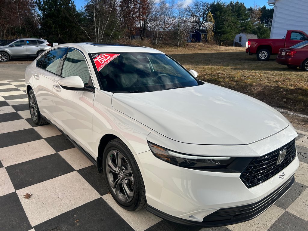 2023  Accord EX - LOW KMS!!, Heated seats, Active cruise, AC in Kentville, Nova Scotia - 3 - w1024h768px