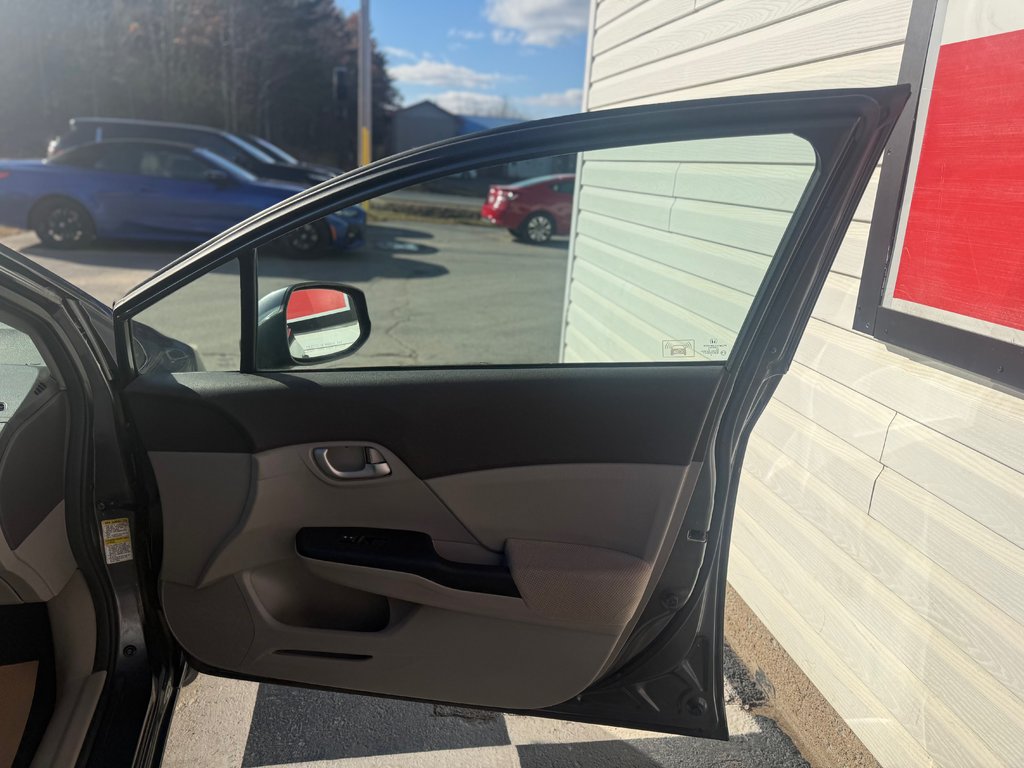 2012 Honda CIVIC COUPE LX, keyless entry, remote trunk open in COLDBROOK, Nova Scotia - 19 - w1024h768px