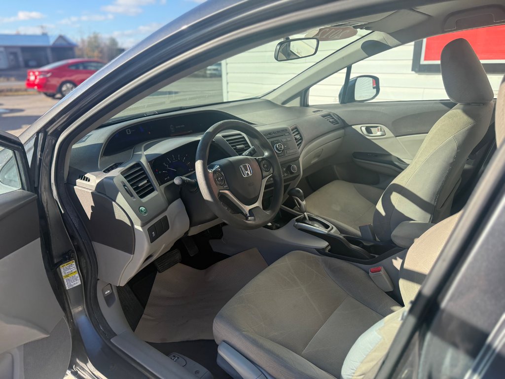 2012 Honda CIVIC COUPE LX, keyless entry, remote trunk open in COLDBROOK, Nova Scotia - 13 - w1024h768px