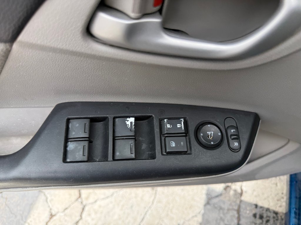 2013 Honda CIVIC LX LX in COLDBROOK, Nova Scotia - 8 - w1024h768px