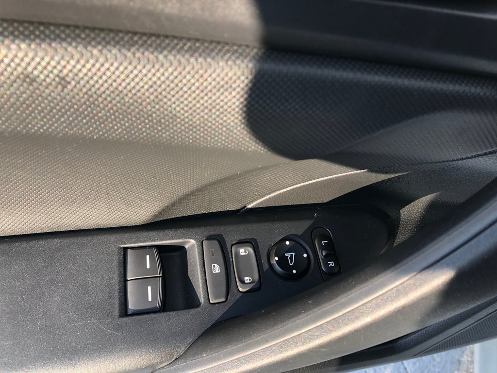 2020 Honda Civic LX - 2DR, Reverse Camera, Carplay in COLDBROOK, Nova Scotia - 8 - w1024h768px