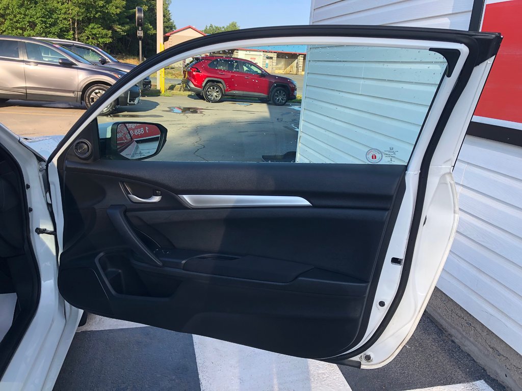 2020 Honda Civic LX - 2DR, Reverse Camera, Carplay in COLDBROOK, Nova Scotia - 20 - w1024h768px