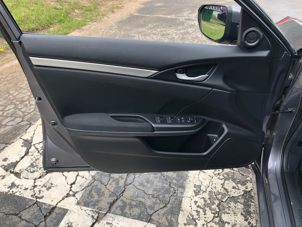 2021 Honda CIVIC LX LX - reverse cam, hands free, heated seats, a/c in COLDBROOK, Nova Scotia - 14 - w1024h768px