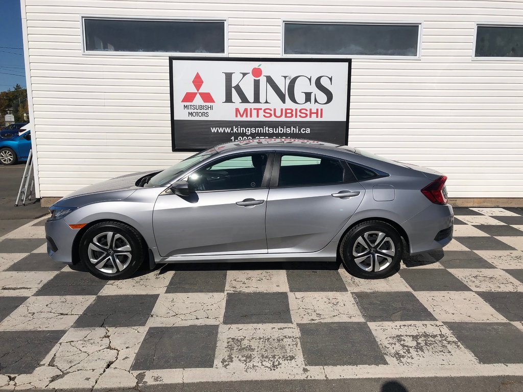 2018  Civic Sedan LX, Econ Mode, Brake Hold, hands free bluetooth, in COLDBROOK, Nova Scotia - 23 - w1024h768px