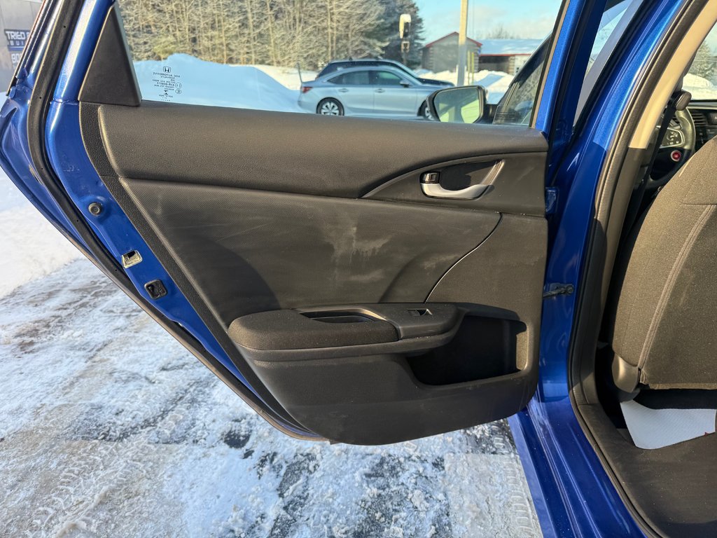 2018 Honda Civic Sedan EX, keyless entry, backup camera, Bluetooth in COLDBROOK, Nova Scotia - 14 - w1024h768px