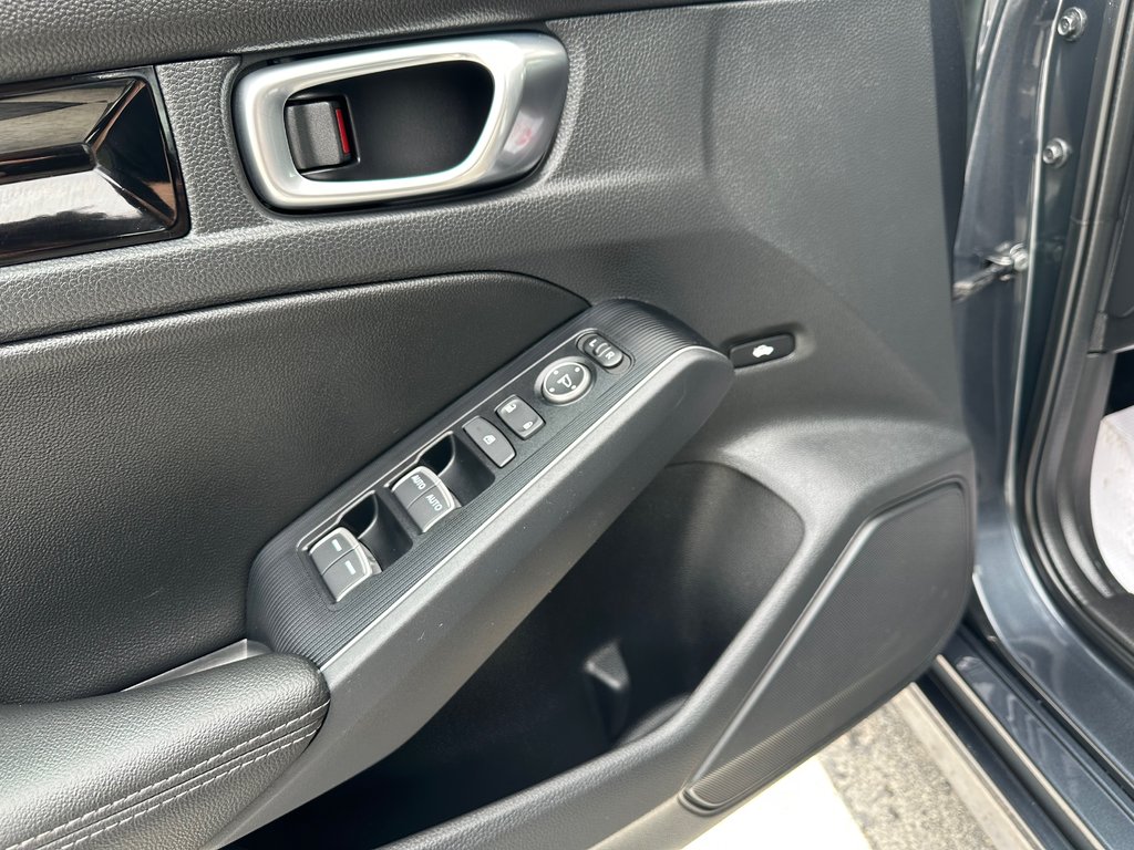 2024 Honda Civic Sedan Touring, Carplay, Heated Seats, Sun Roof in COLDBROOK, Nova Scotia - 8 - w1024h768px