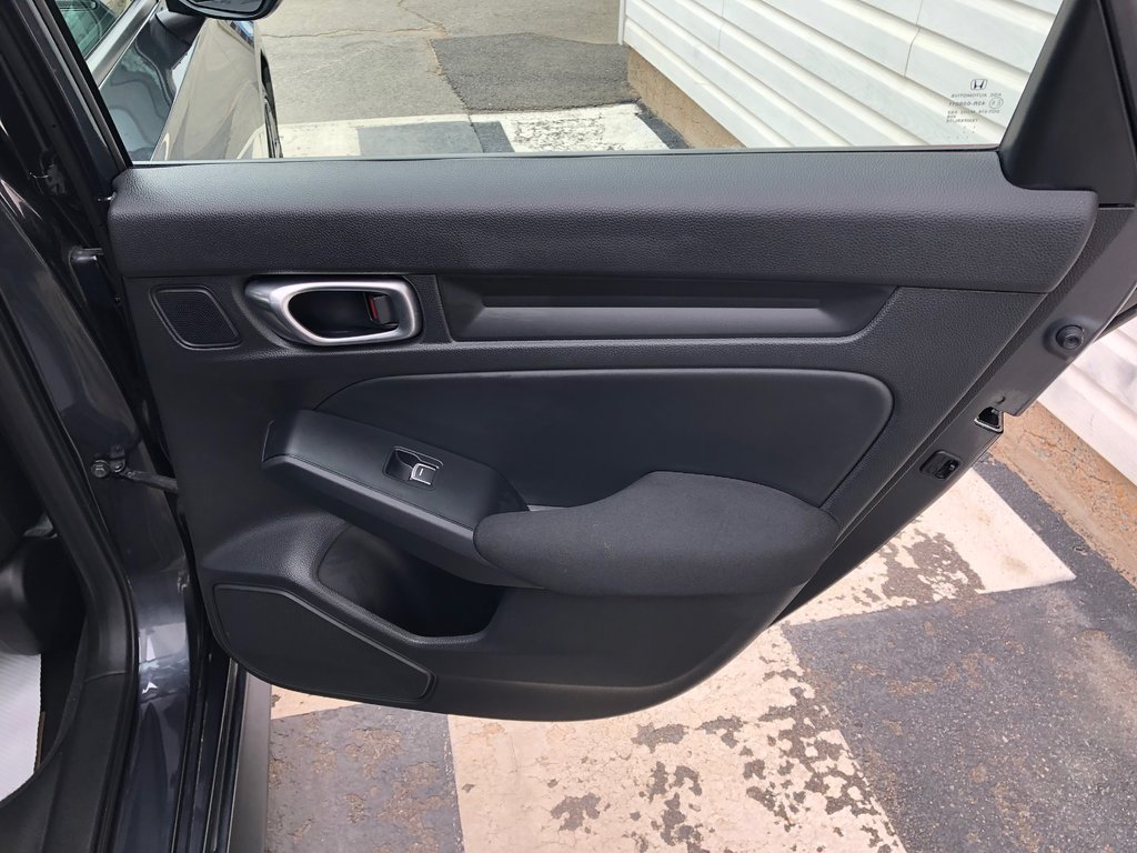 2023 Honda CIVIC SPOR Sport Touring- Heated seats and wheel; sunroof in COLDBROOK, Nova Scotia - 23 - w1024h768px