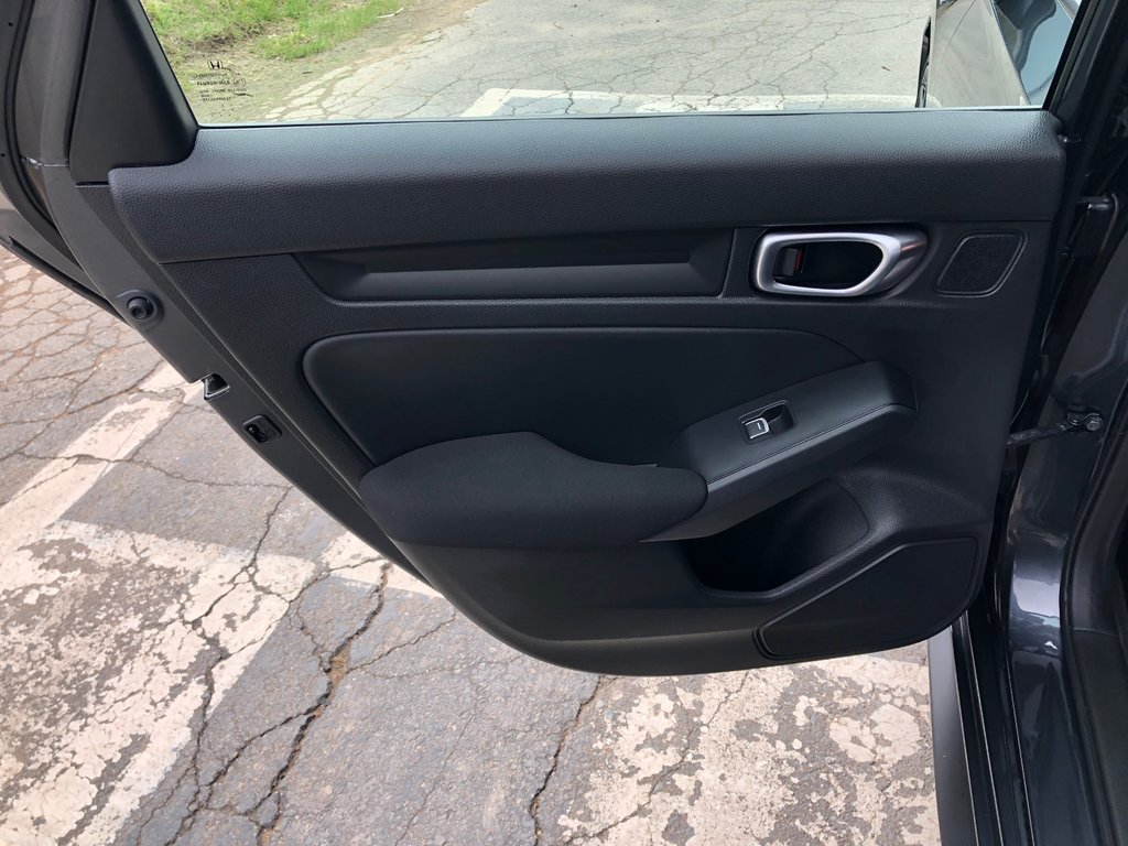 2023 Honda CIVIC SPOR Sport Touring- Heated seats and wheel; sunroof in COLDBROOK, Nova Scotia - 20 - w1024h768px
