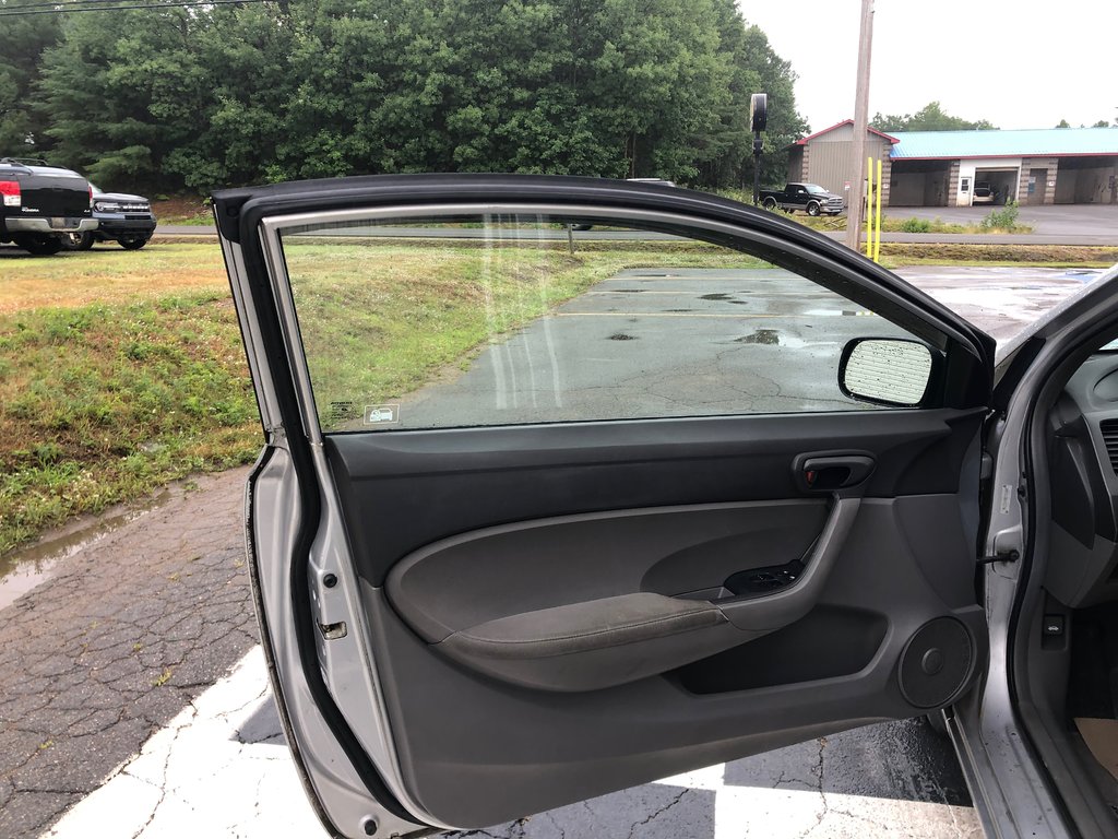 Honda Civic DX-G - 2Door, Cd Player, Power Windows 2006 à COLDBROOK, Nouvelle-Écosse - 7 - w1024h768px