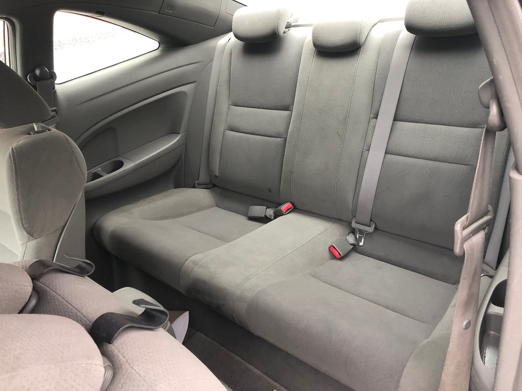 Honda Civic DX-G - 2Door, Cd Player, Power Windows 2006 à COLDBROOK, Nouvelle-Écosse - 17 - w1024h768px