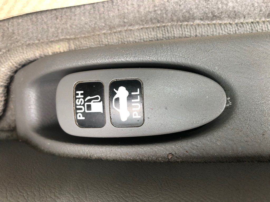 Honda Civic DX-G - 2Door, Cd Player, Power Windows 2006 à COLDBROOK, Nouvelle-Écosse - 16 - w1024h768px