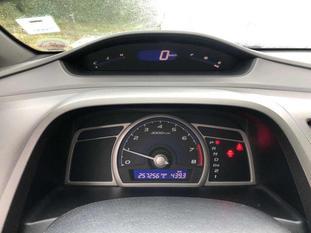 Honda Civic DX-G - 2Door, Cd Player, Power Windows 2006 à COLDBROOK, Nouvelle-Écosse - 11 - w1024h768px
