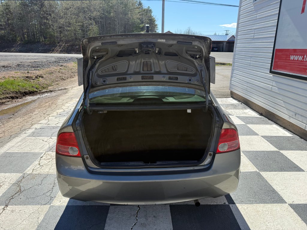 2006 Honda CIVIC EX-L Navi, keyless entry, cruise control, mp3 in Kentville, Nova Scotia - 13 - w1024h768px