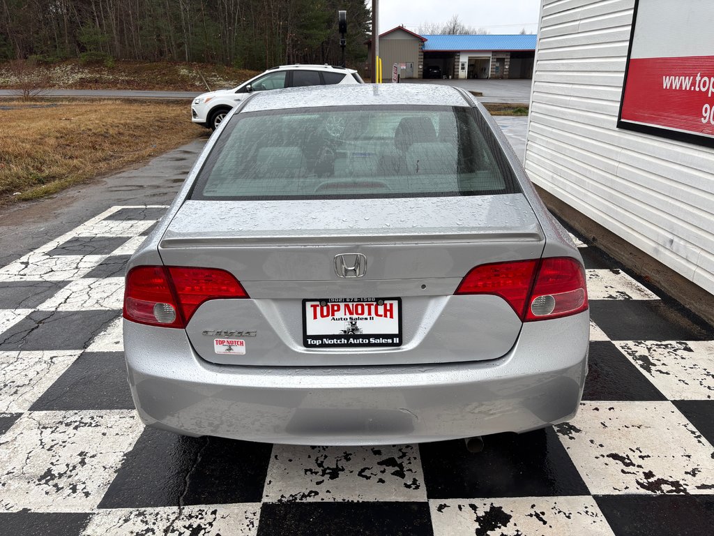 2008  Civic DX-G, 5sp M/T, cd player, FWD, aux, AM/FM radio in COLDBROOK, Nova Scotia - 5 - w1024h768px