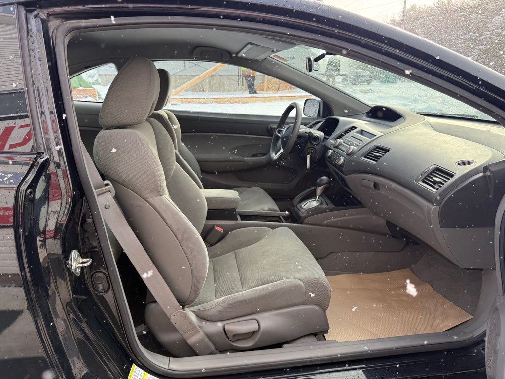 Honda CIVIC DX-G, keyless entry, Mp3 capable 2010 à Kentville, Nouvelle-Écosse - 17 - w1024h768px