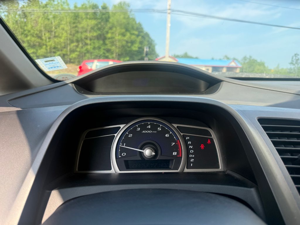 2010 Honda CIVIC DX-G, Keyless entry, MP3, Cruise control in COLDBROOK, Nova Scotia - 11 - w1024h768px