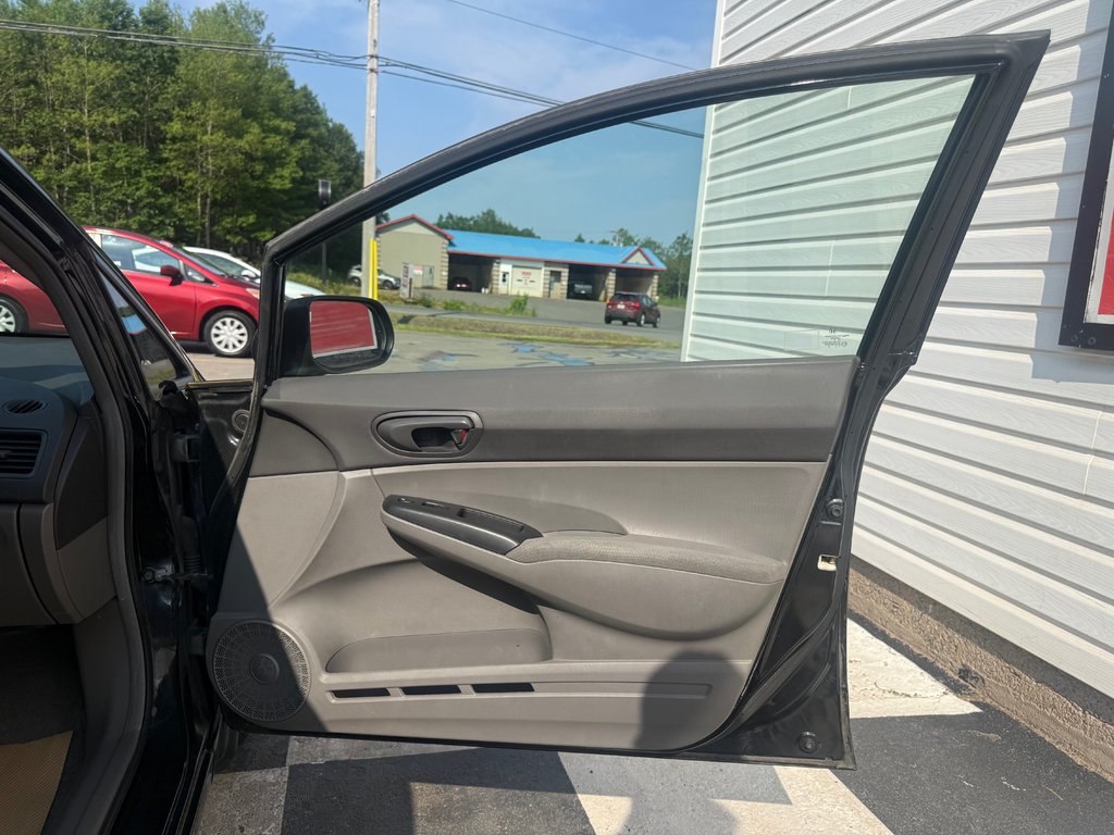 2010 Honda CIVIC DX-G, Keyless entry, MP3, Cruise control in COLDBROOK, Nova Scotia - 18 - w1024h768px
