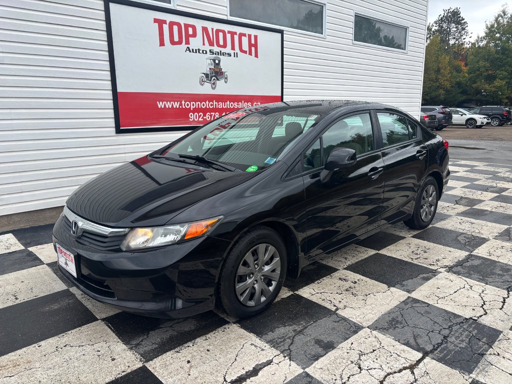 2012  Civic LX - cruise control, a/c, bluetooth, econ mode in COLDBROOK, Nova Scotia - 1 - w1024h768px