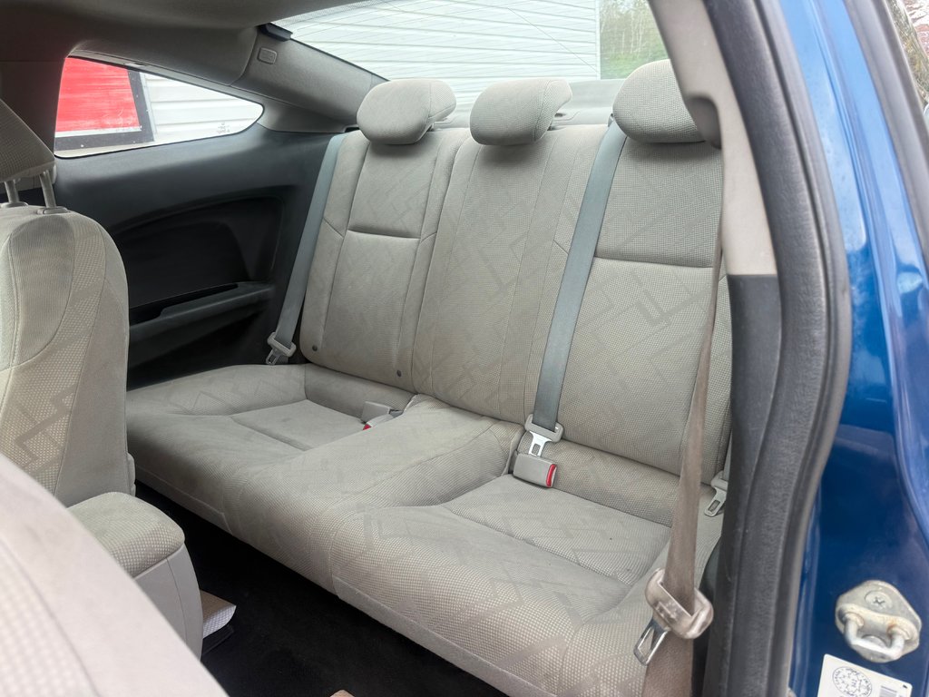 2012 Honda CIVIC LX, keyless entry, CRUISE CONTROL, Bluetooth in Kentville, Nova Scotia - 12 - w1024h768px