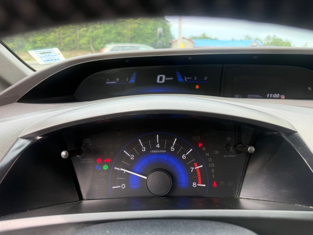 2012 Honda CIVIC EX, Keyless entry, MP3, Cruise control in Kentville, Nova Scotia - 11 - w1024h768px