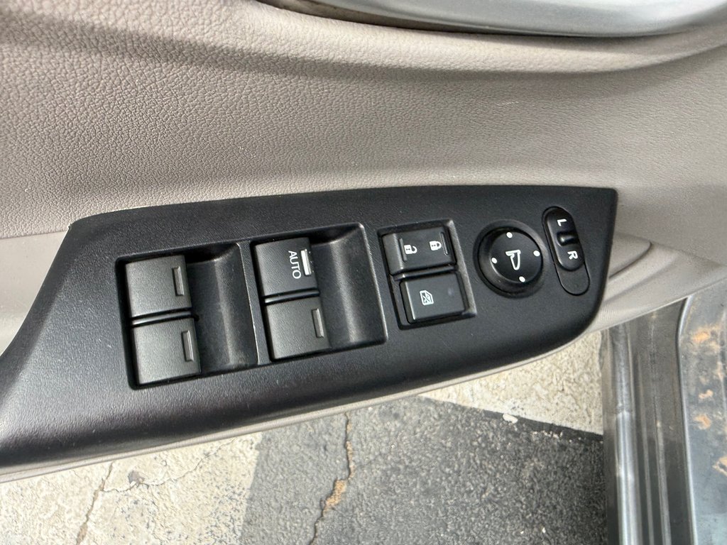2012 Honda CIVIC EX, Keyless entry, MP3, Cruise control in Kentville, Nova Scotia - 8 - w1024h768px