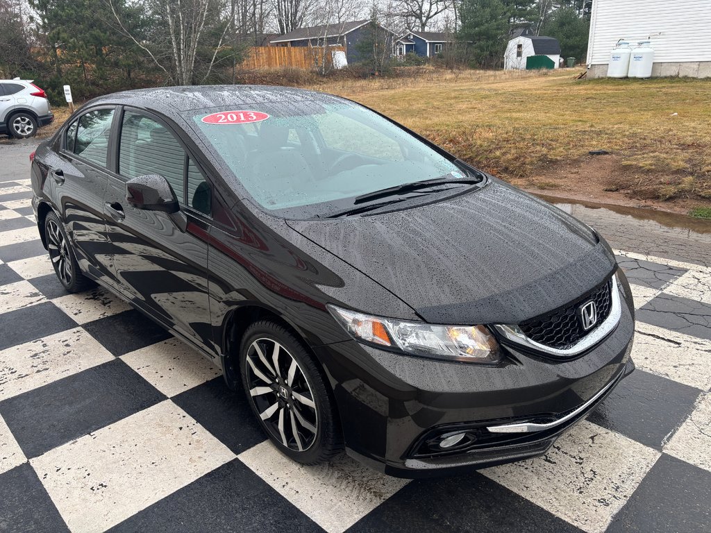 2013  Civic Touring - sunroof, power seats, heated seats, a/c in COLDBROOK, Nova Scotia - 3 - w1024h768px