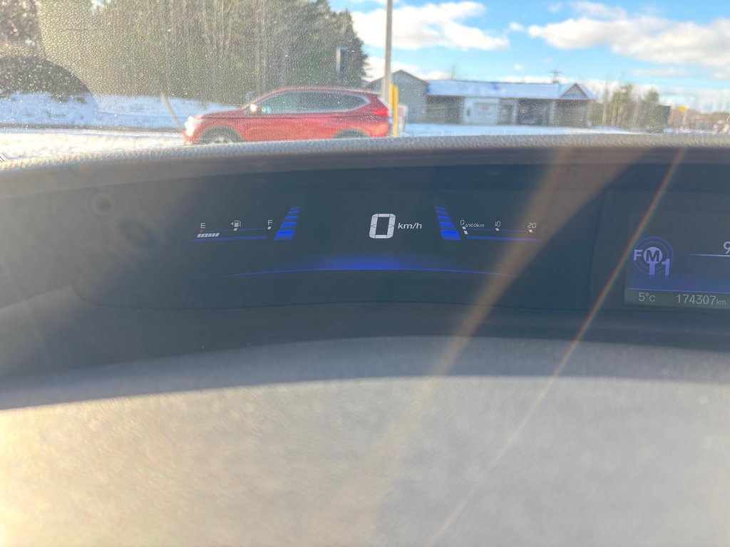 2013  Civic LX - hands free, heated seats, a/c, cruise control in COLDBROOK, Nova Scotia - 11 - w1024h768px