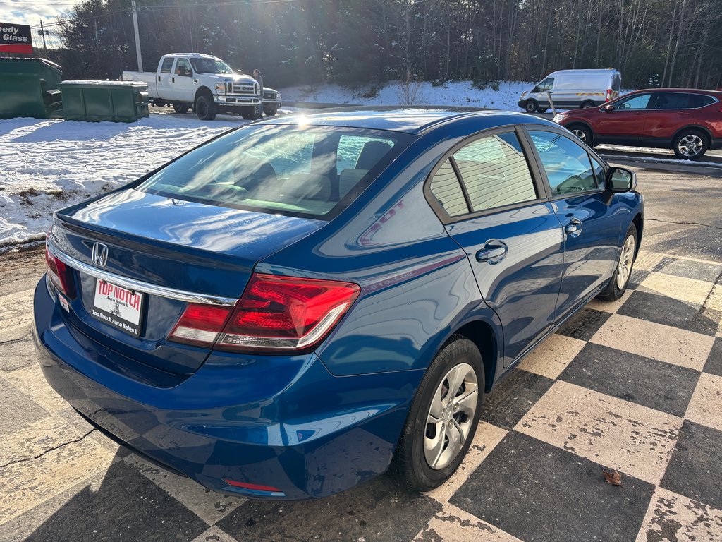 2013  Civic LX - hands free, heated seats, a/c, cruise control in COLDBROOK, Nova Scotia - 4 - w1024h768px