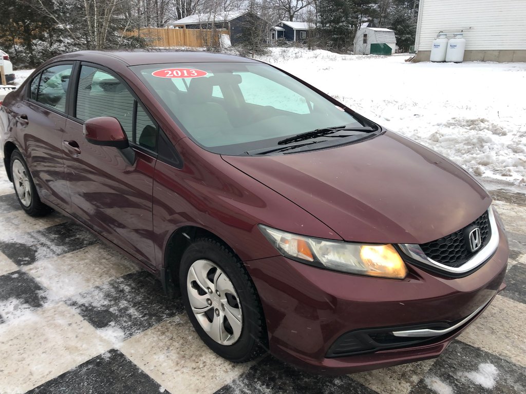 2013 Honda Civic LX - manual, cruise control, hands free, a/c in COLDBROOK, Nova Scotia - 3 - w1024h768px