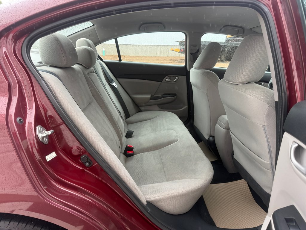 Honda CIVIC LX, Keyless entry, MP3, Cruise control 2013 à COLDBROOK, Nouvelle-Écosse - 17 - w1024h768px