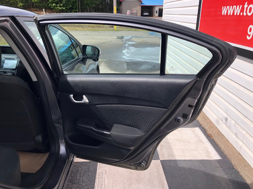 2015 Honda Civic EX - Sunroof, Reverse Camera, Bluetooth, CD Player in COLDBROOK, Nova Scotia - 23 - w1024h768px