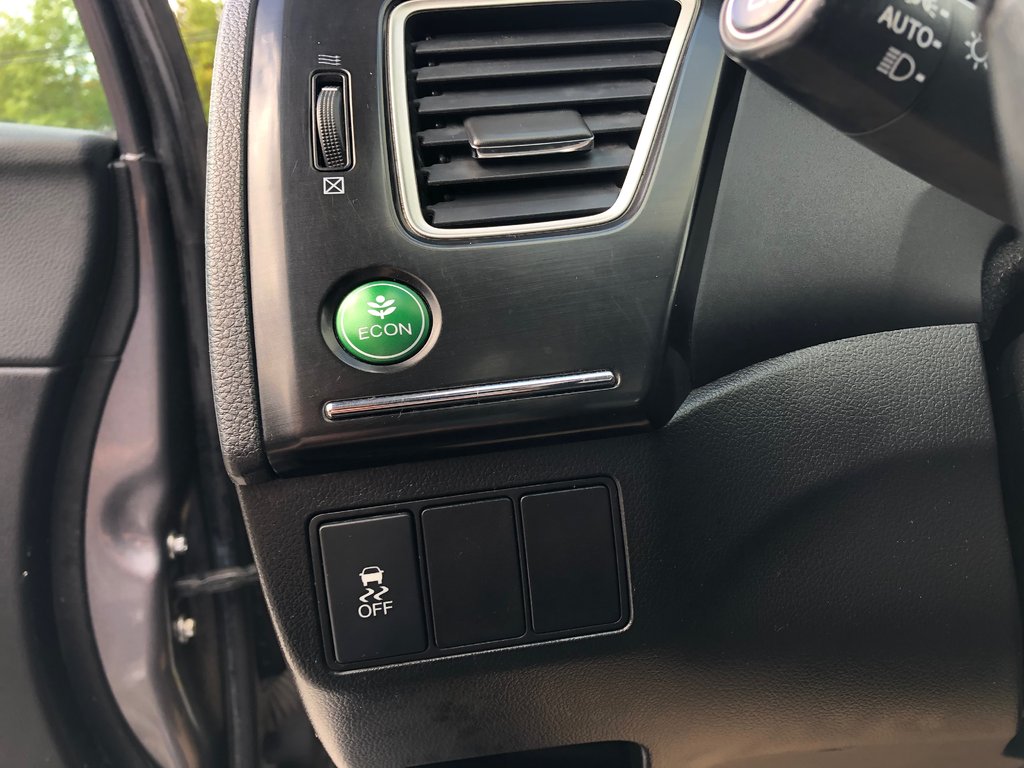 2015 Honda Civic EX - Sunroof, Reverse Camera, Bluetooth, CD Player in COLDBROOK, Nova Scotia - 9 - w1024h768px