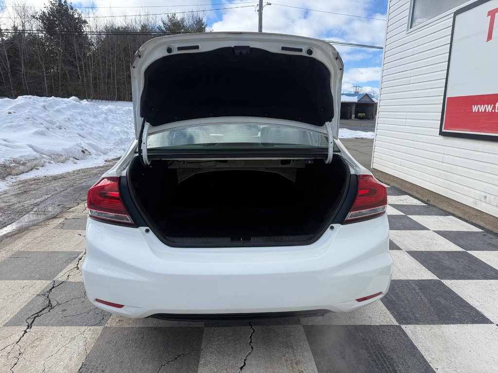 2015 Honda CIVIC LX, keyless entry, Cruise control, Bluetooth in COLDBROOK, Nova Scotia - 15 - w1024h768px
