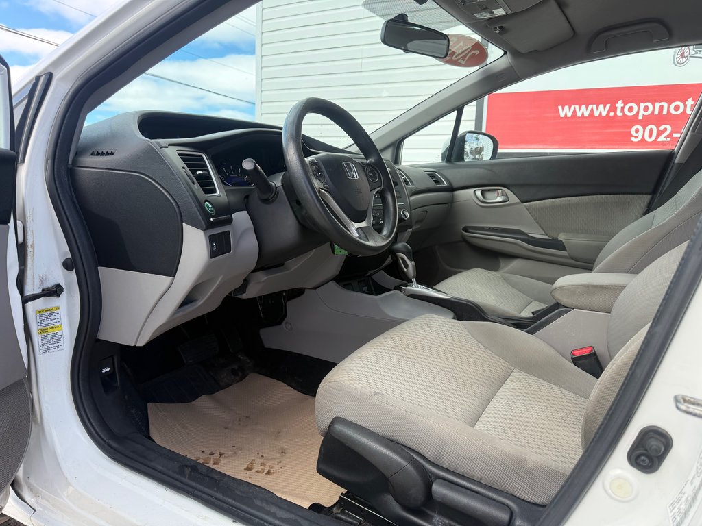 2015 Honda CIVIC LX, keyless entry, Cruise control, Bluetooth in COLDBROOK, Nova Scotia - 9 - w1024h768px