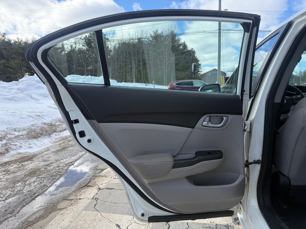 2015 Honda CIVIC LX, keyless entry, Cruise control, Bluetooth in COLDBROOK, Nova Scotia - 13 - w1024h768px