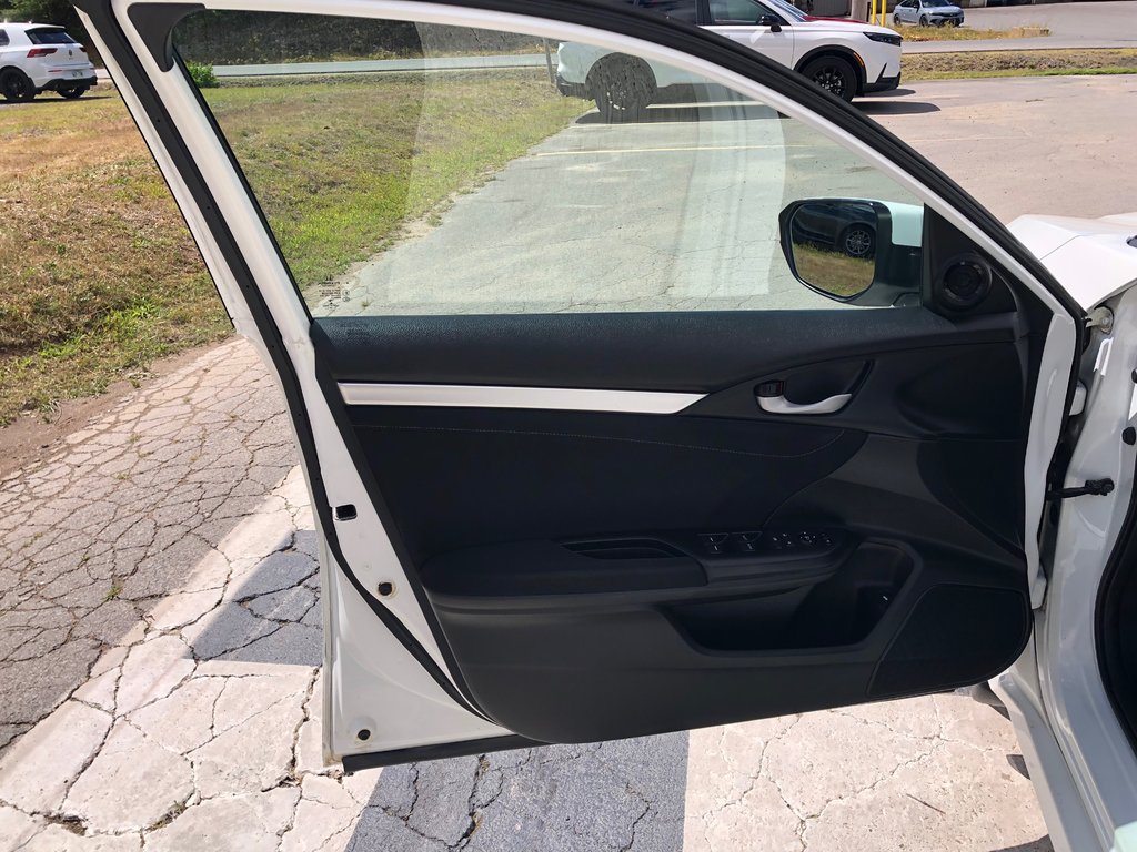 Honda Civic EX-T - Sunroof, Lane Assist, Push Start 2016 à COLDBROOK, Nouvelle-Écosse - 7 - w1024h768px