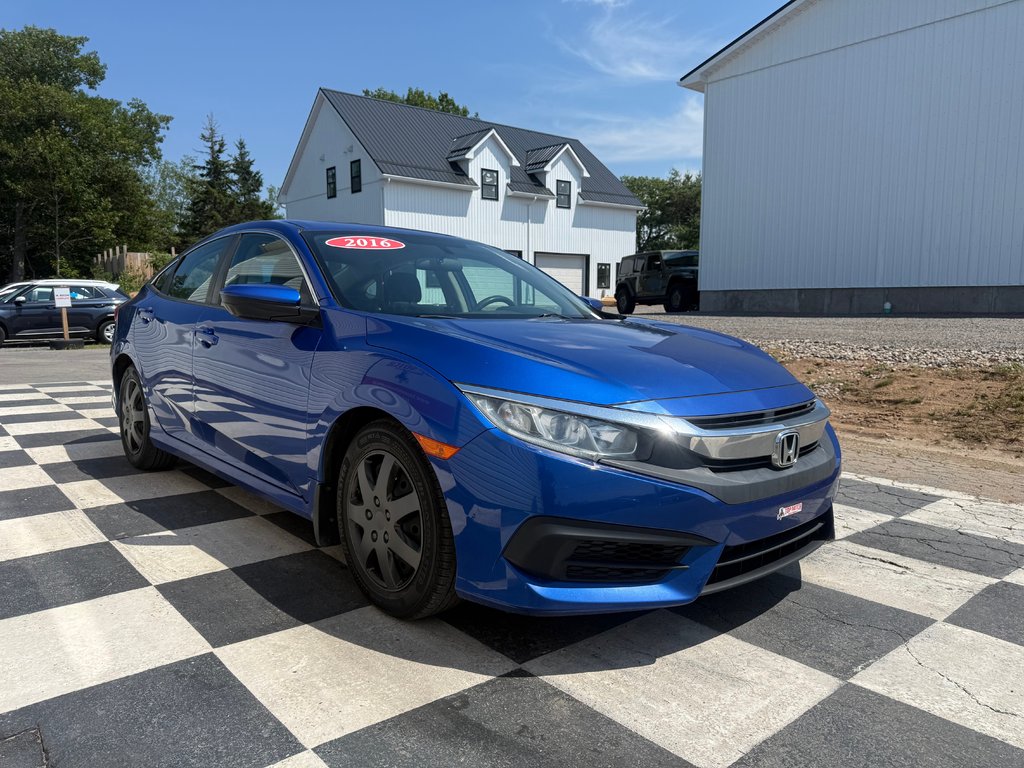 Honda CIVIC LX, keyless entry, backup camera, Bluetooth 2016 à COLDBROOK, Nouvelle-Écosse - 3 - w1024h768px